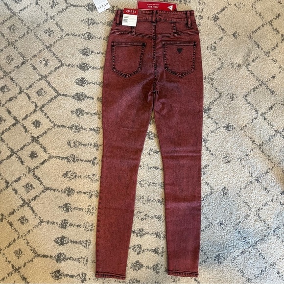 Guess- NWT Red Acid Wash Joanne Seam Front Detail High-Rise Stretch Skinny Fit - Picture 3 of 8